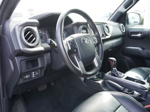 Used 2019 Toyota Tacoma TRD Pro image 24