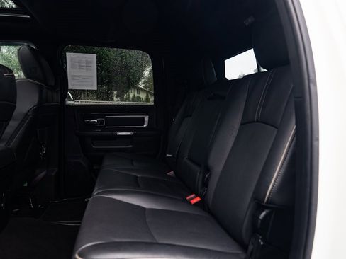 Used 2017 RAM 3500 Laramie Longhorn image 21