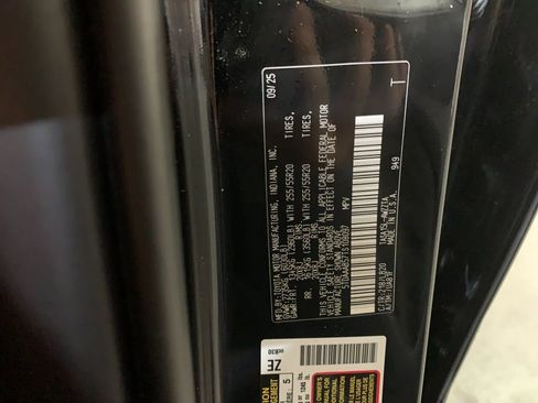 Used 2026 Toyota Grand Highlander AWD image 37