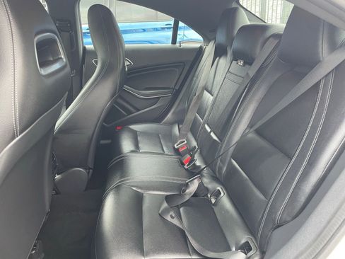 Used 2017 Mercedes-Benz CLA 250 image 22