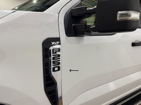 Used 2023 Ford F250 XLT w/ FX4 Off-Road Package image 61