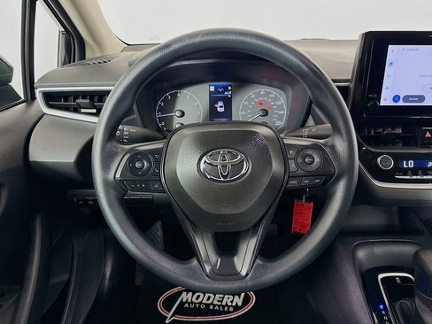 Used 2024 Toyota Corolla LE image 21
