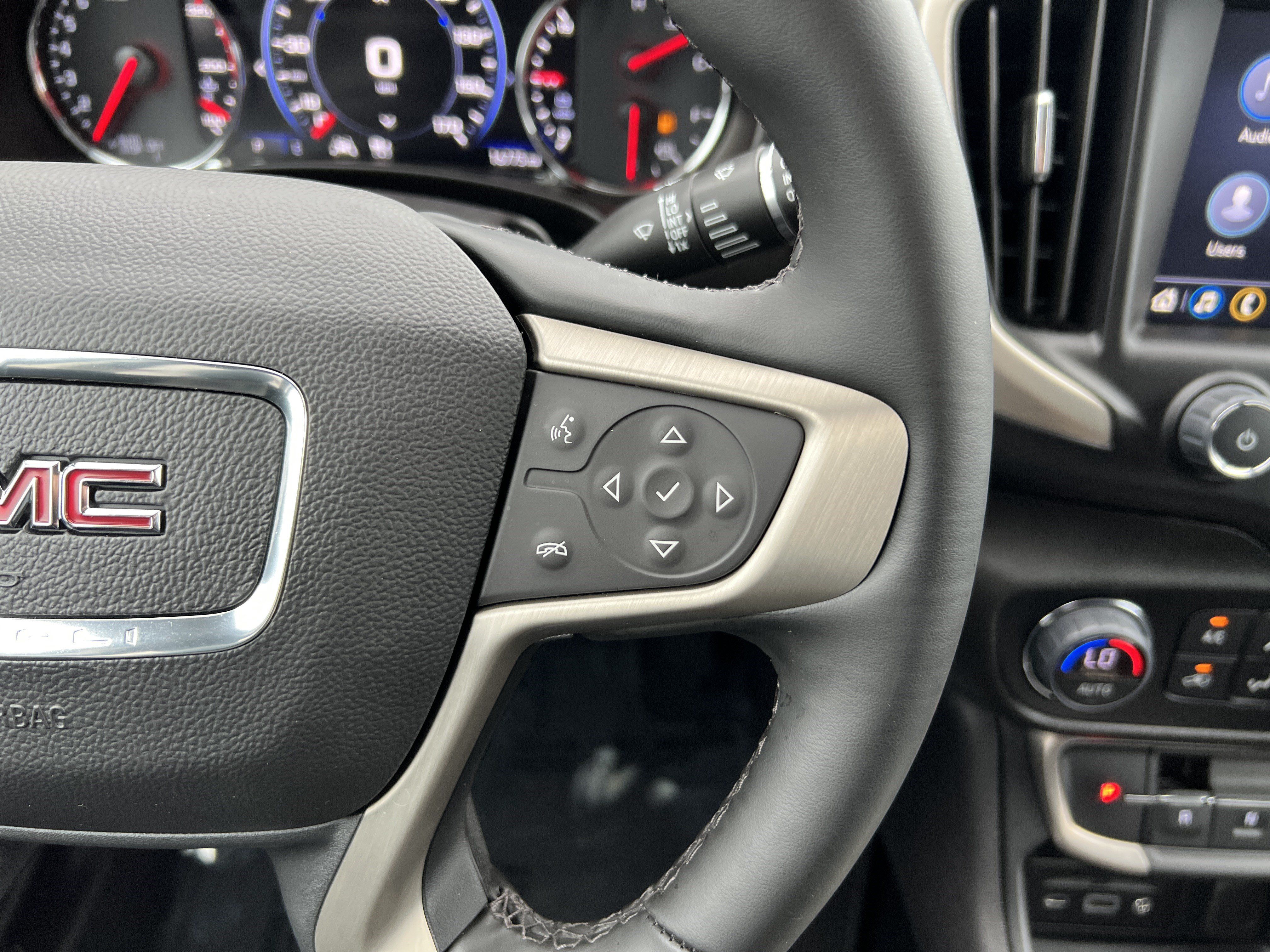 Used 2024 GMC Terrain Denali w/ Black Diamond Edition AWD/4WD image 28