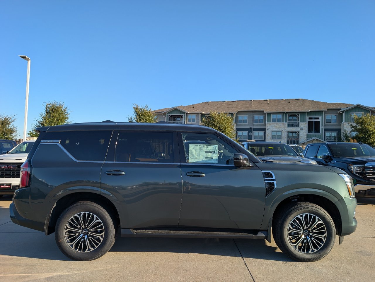 New 2026 Nissan Armada SL RWD image 3