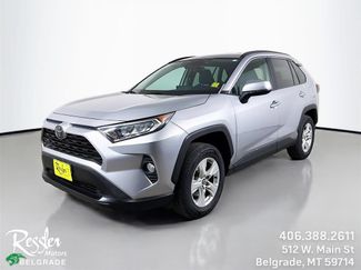 Used 2021 Toyota RAV4 XLE AWD/4WD video 1