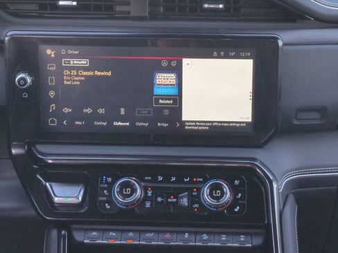 Used 2024 GMC Sierra 1500 AT4X image 18