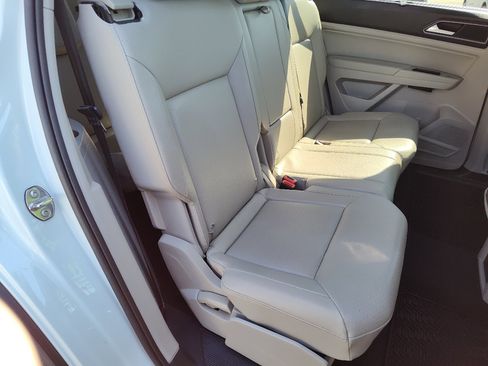 Used 2019 Volkswagen Atlas SEL image 26