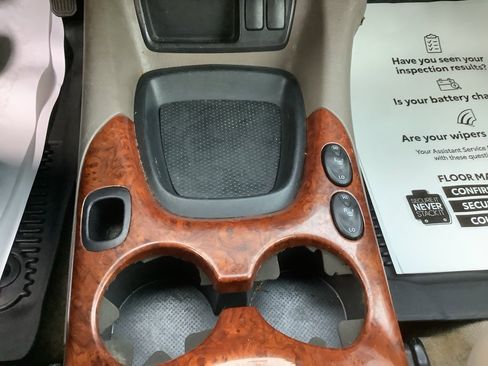 Used 2006 Toyota Tundra Limited image 18