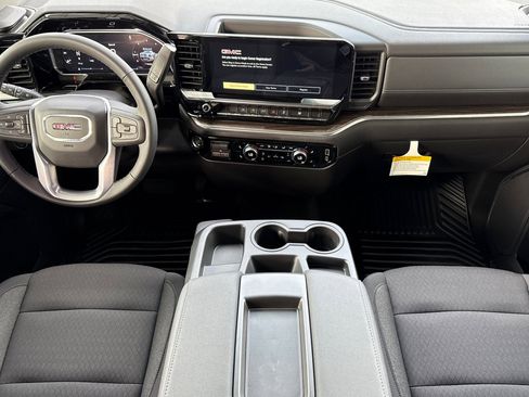 New 2026 GMC Sierra 1500 Elevation image 14