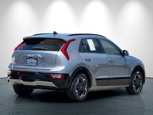 Used 2023 Kia Niro Wave FWD image 4