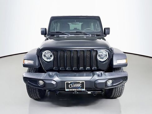 Used 2022 Jeep Wrangler Unlimited Sport AWD/4WD image 2
