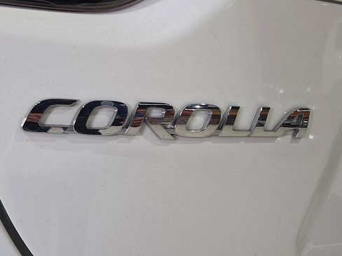 Certified 2024 Toyota Corolla LE FWD image 11