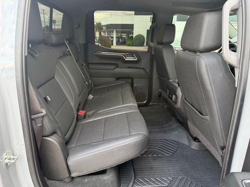 Used 2024 Chevrolet Silverado 1500 LT Trail Boss w/ LT Trail Boss Premium Package image 20