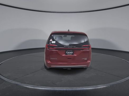 New 2027 Chrysler Pacifica Limited AWD/4WD image 12