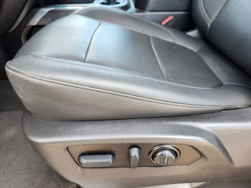 Used 2022 Chevrolet Silverado 3500 LTZ w/ Z71 Chrome Sport Edition image 8