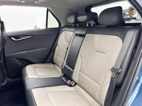 Certified 2024 Kia Niro SX Touring FWD image 31