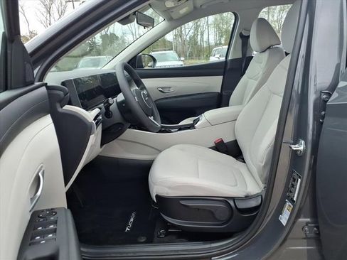 New 2026 Hyundai Tucson SE image 12