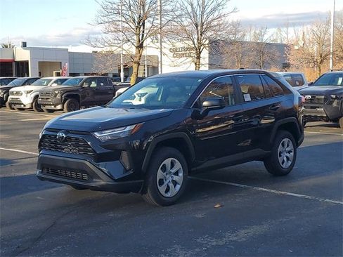 New 2025 Toyota RAV4 LE image 2