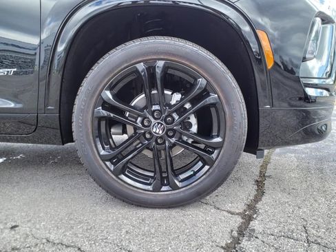 New 2025 Buick Enclave Sport Touring w/ Power Package image 3