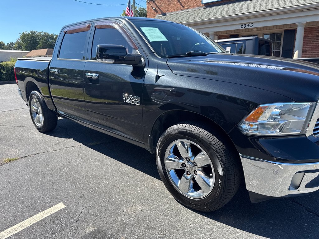 Used 2015 RAM 1500 Big Horn AWD/4WD image 4