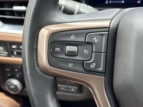 Used 2023 Chevrolet Suburban High Country w/ Premium Package AWD/4WD image 38