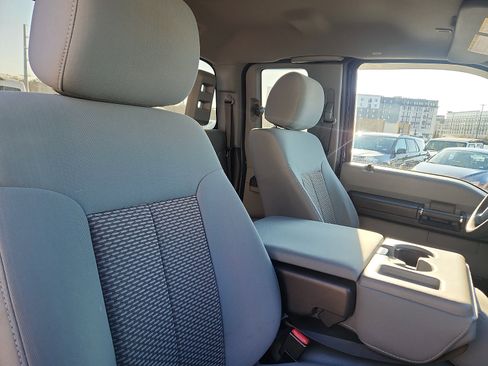 Used 2016 Ford F350 XLT image 31