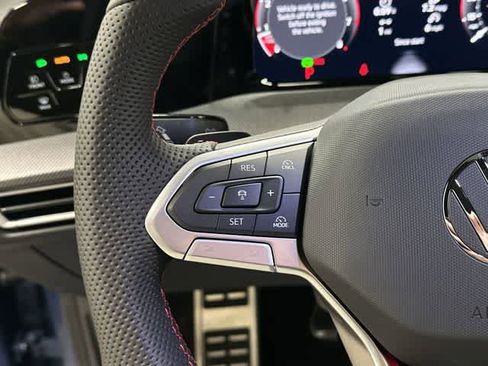 New 2026 Volkswagen GTI SE image 9