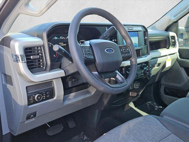 New 2026 Ford F250 XL AWD/4WD image 3