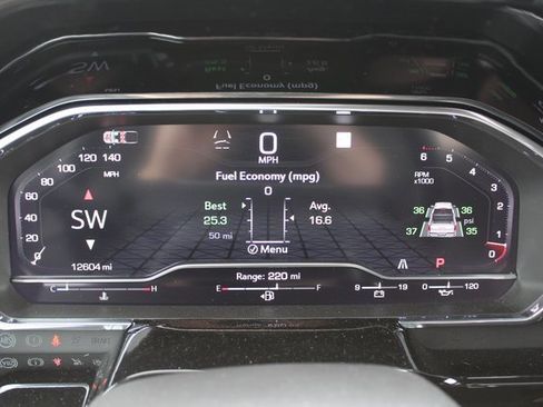 Used 2024 GMC Sierra 1500 SLT image 9