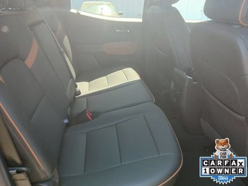 Used 2026 GMC Canyon AT4 w/ AT4 Premium Package AWD/4WD image 11