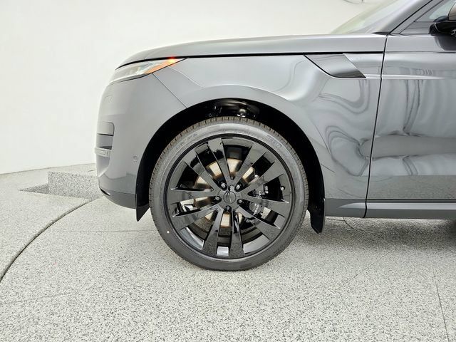 New 2026 Land Rover Range Rover Sport SE AWD/4WD image 29