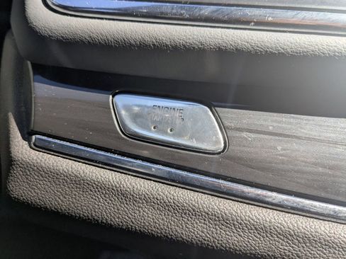 Used 2024 Buick Enclave Premium image 21