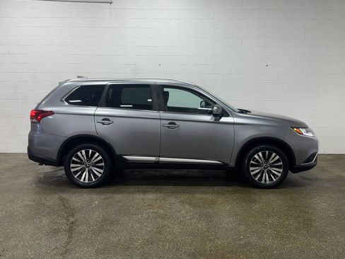 Used 2020 Mitsubishi Outlander SEL AWD/4WD image 2