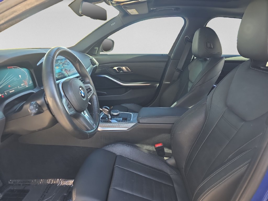 Used 2022 BMW 330i Sedan w/ M Sport Package RWD image 21
