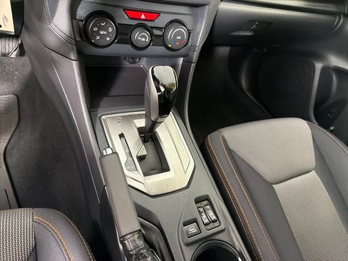 Used 2018 Subaru Crosstrek 2.0i Premium AWD/4WD image 18