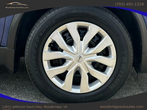 Used 2019 Nissan Rogue S image 29