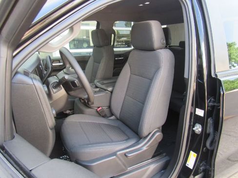 Used 2020 Chevrolet Silverado 1500 LT w/ Trailering Package image 16