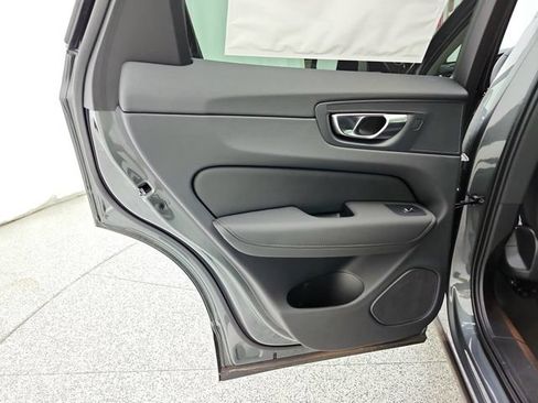 New 2026 Volvo XC60 B5 Plus w/ Climate Package AWD/4WD image 31