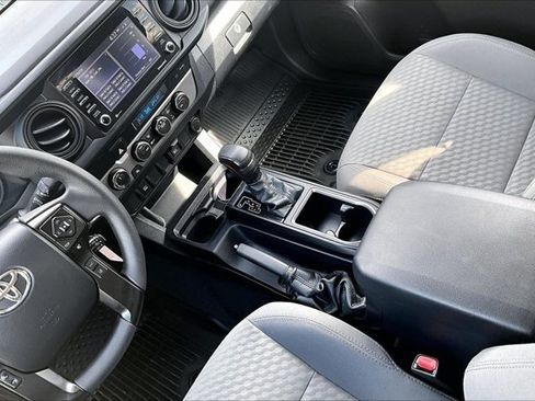 Used 2023 Toyota Tacoma SR AWD/4WD image 18