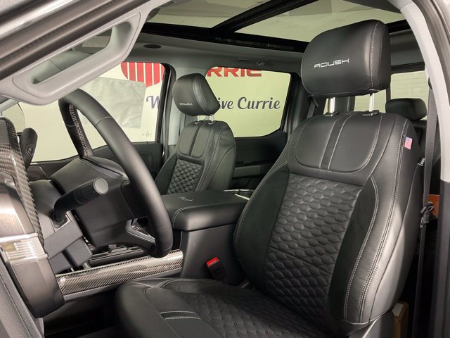 New 2026 Ford F250 Lariat w/ Black Appearance Package AWD/4WD image 14
