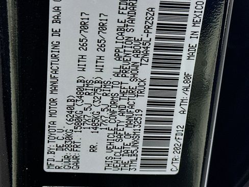 Used 2025 Toyota Tacoma TRD Off-Road image 12