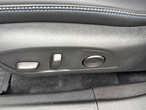 New 2025 Chevrolet Equinox EV LT image 43