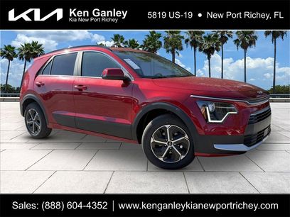 New 2025 Kia Niro EX