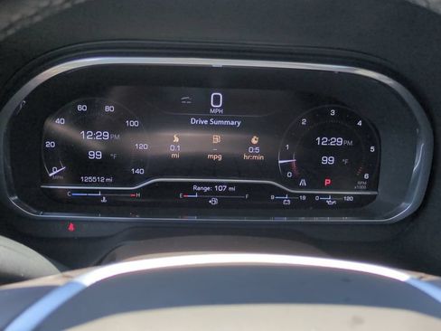 Used 2023 GMC Yukon SLT w/ SLT Luxury Package RWD image 22