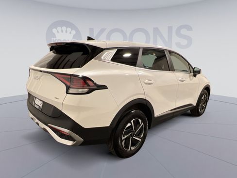 Used 2023 Kia Sportage LX AWD/4WD image 11