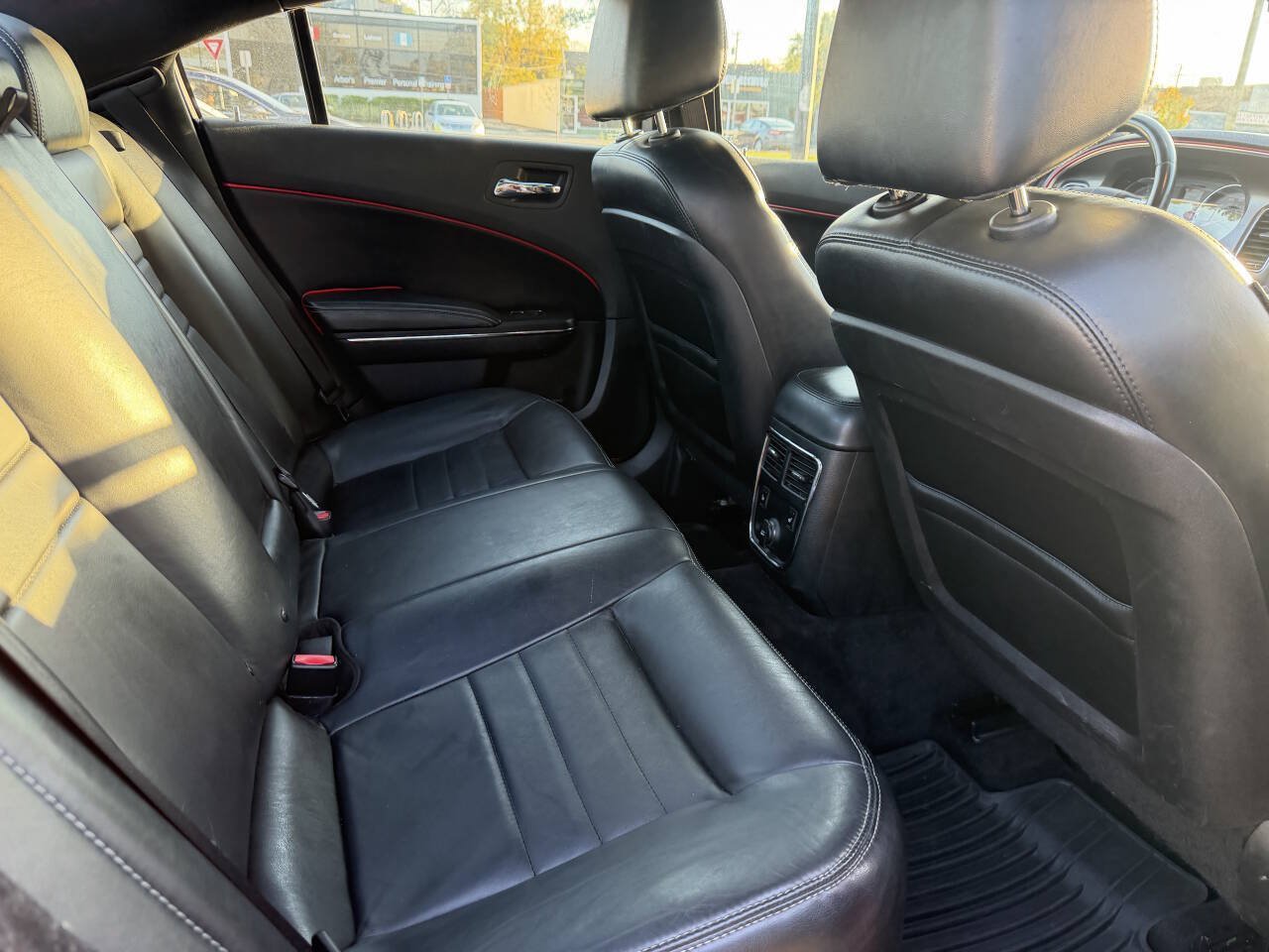 Used 2014 Dodge Charger SXT Plus AWD/4WD image 31