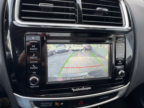 Used 2017 Mitsubishi Outlander Sport GT image 16