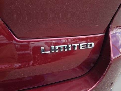 Used 2021 Jeep Grand Cherokee L Limited AWD/4WD image 33