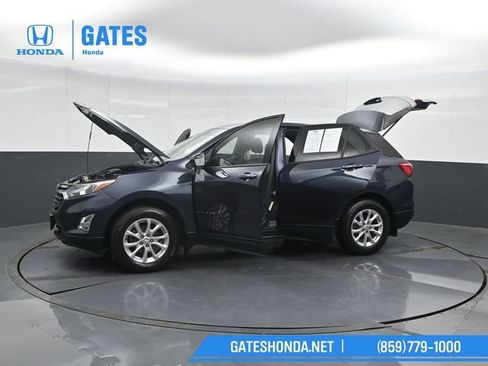 Used 2019 Chevrolet Equinox LS w/ LS Convenience Package AWD/4WD image 48