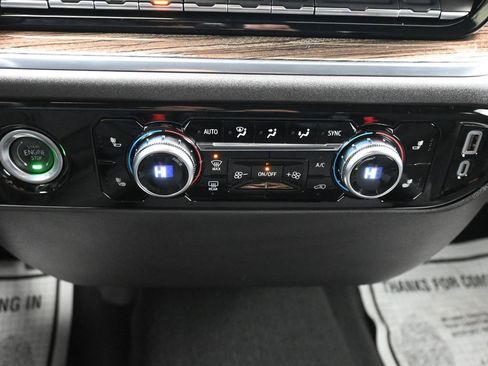 Used 2024 GMC Sierra 1500 Elevation image 23